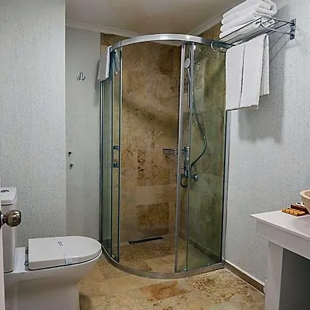 Mavi Cam Ayvalik Отель 3*