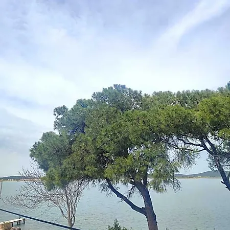 Mavi Cam Ayvalik Отель 3*