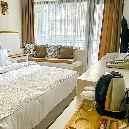 Mavi Cam Ayvalik Altinova (Yalova)